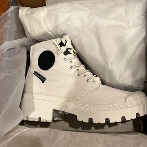 Palladium White combat boots